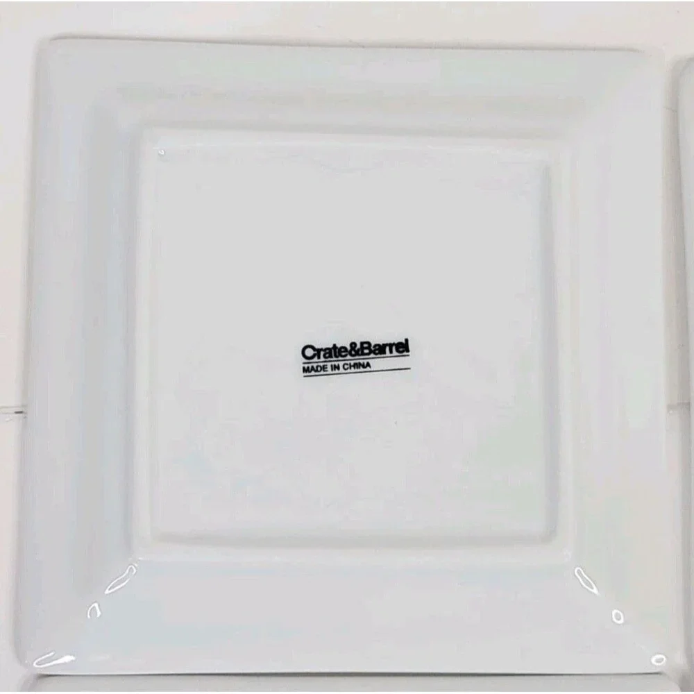 Set of 4 Crate & Barrel White 6